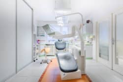 Behandlungsraum der Zahnarztpraxis DDr. Vesna Stephan
